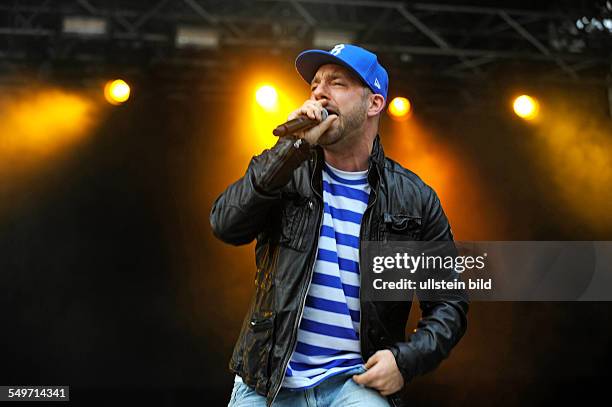 Bo Rapper V Bogojevic Photos and Premium High Res Pictures - Getty Images