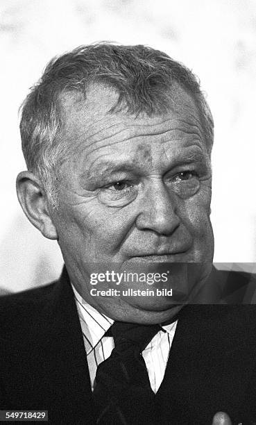 Alexander Rakowski 205 Rakowski Stock Photos, High-Res Pictures, and Images - Getty Images