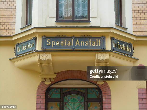 Saniertes Haus aus der Zeit um 1890 steht in der Krukenbergstraße. Aufgenommen in Halle/Saale am 23. April 2013.