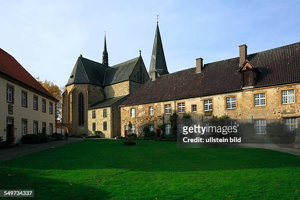 Herzebrock-Clarholz, East Westphalia, Westphalia, North Rhine-Westphalia, NRW, abbey of Benedictine nuns Herzebrock, monastery church Saint Christina,