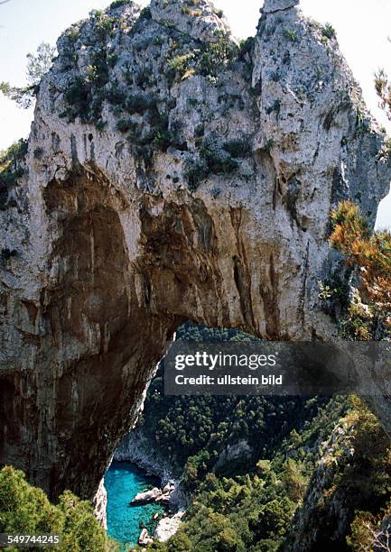 Italy, Capri, Arco Naturale