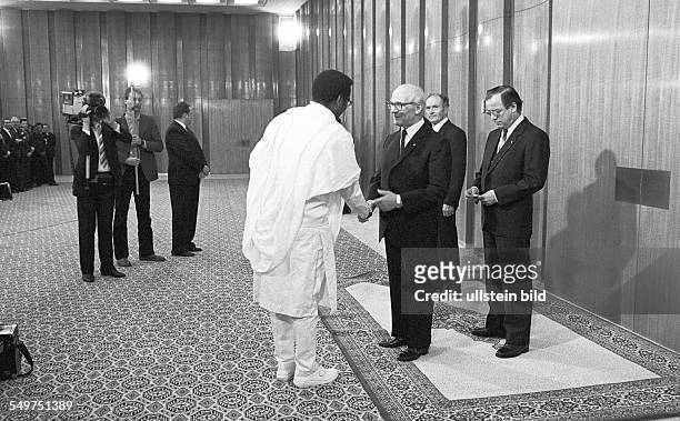 New Year Reception for the Diplomatic Corps at the State council building in East-Berlin, Erich Honecker during the reception
