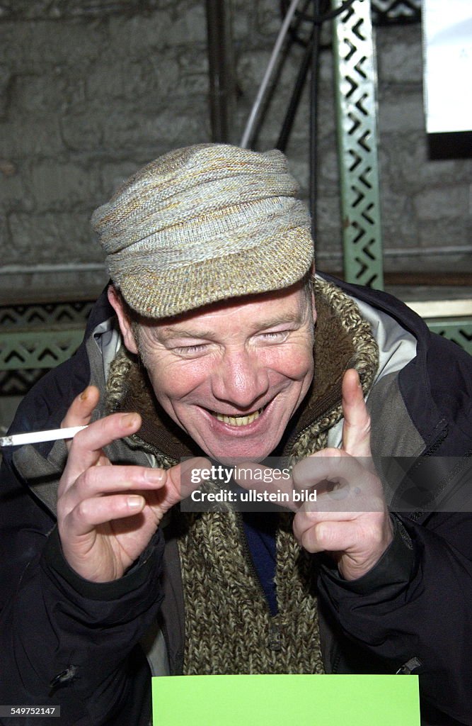 Peter Mullan