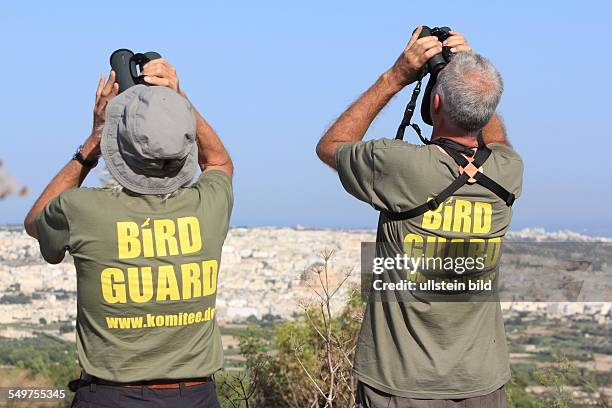 Malta and the problem with illegal Bird trapping and Bird hunting