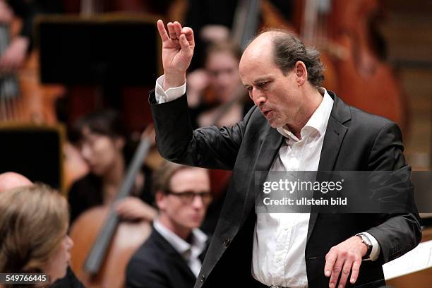 Peter Rundel 20 Peter Rundel Photos & High Res Pictures - Getty Images