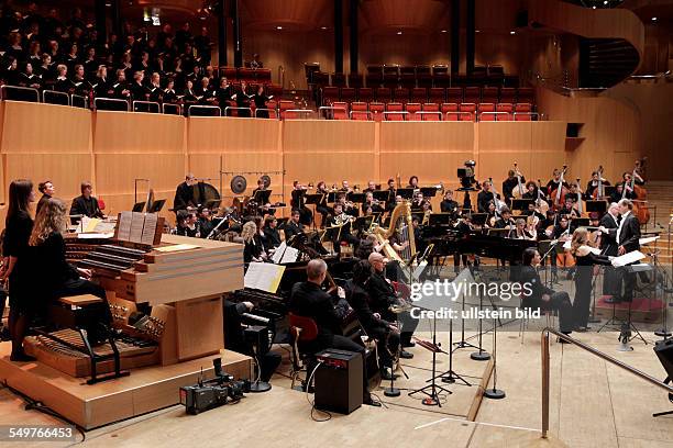 Peter Rundel 20 Peter Rundel Photos & High Res Pictures - Getty Images