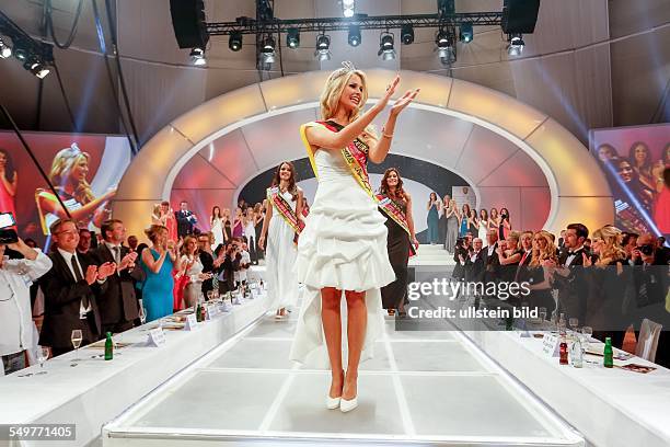 Die Wahl zur "Miss Germany 2013" findet traditionell im Europapark in Rust statt. 24 Schönheiten treten gegeneinander um die Krone an. Im Bild : die...