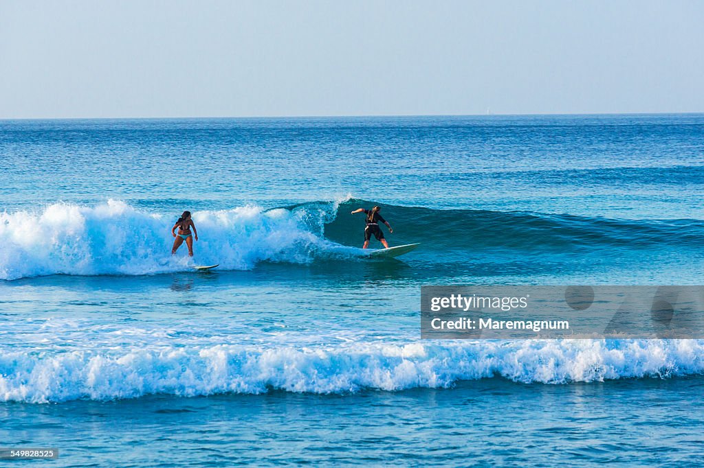 Cappoons Bay, surfers