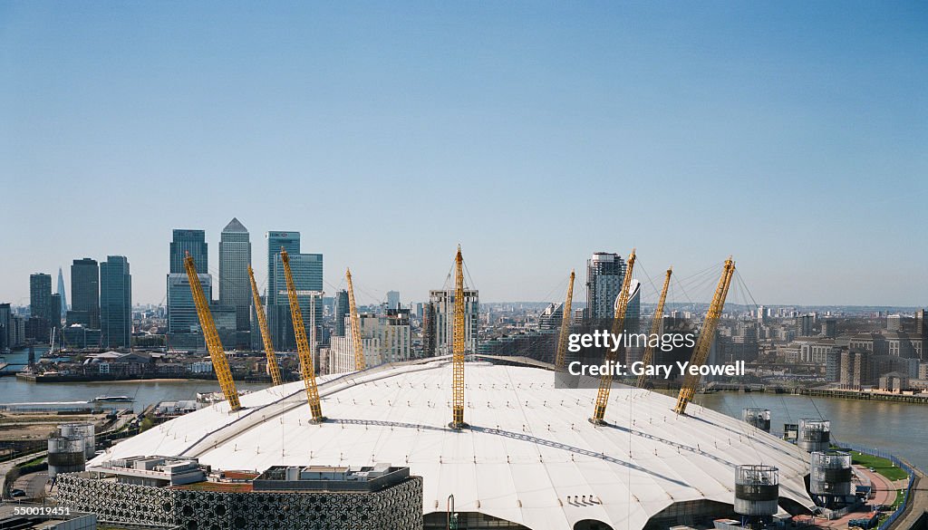 02 Arena, Canary Wharf and City skyline