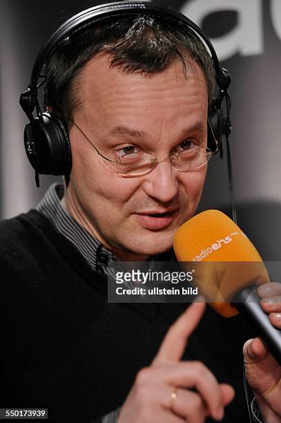 Modearator Knut Elstermann beim RadioEins Berlinale Nighttalk am Rande der 60. Internationalen Filmfestspiele in Berlin