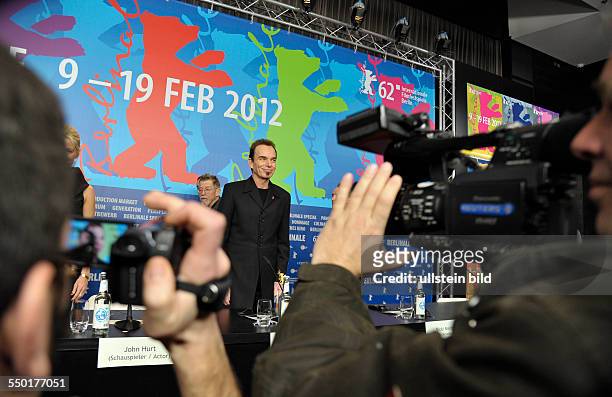 Regisseur Billy Bob Thornton während der Pressekonferenz zum Film -JAYNE MANSFIELD S CAR- anlässlich der 62. Internationalen Filmfestspiele in Berlin