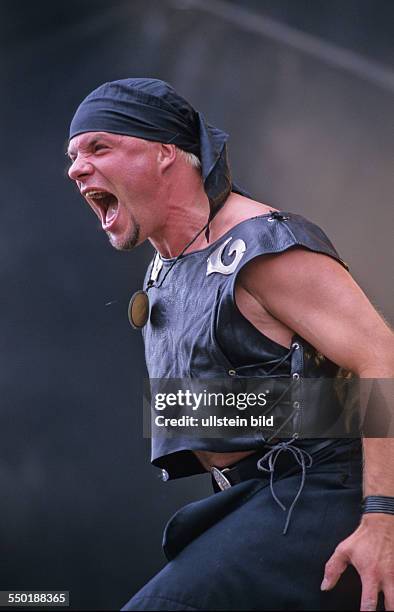 11 Uwe Eric Fish Photos & High Res Pictures - Getty Images