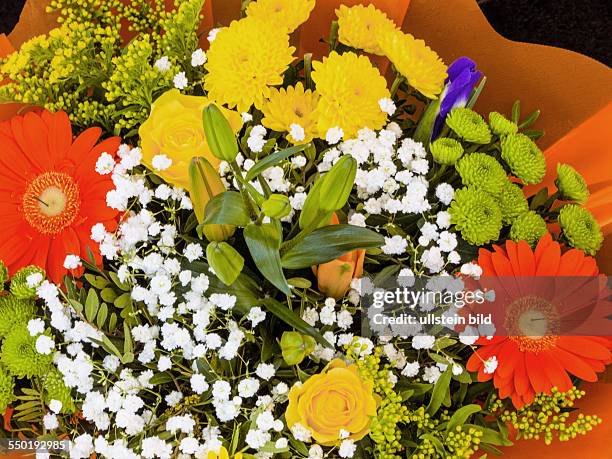 Verschiedene Arten von Blumen in einem Blumenstrauss