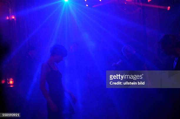 Dancing in the Dunckerclub in Berlin