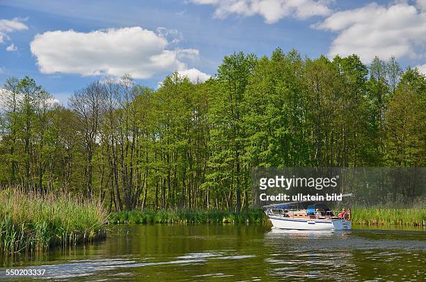 Land Brandenburg, Sportboot auf der Havel in der Schorfheide