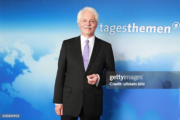 Duston Thomas Roth 96 Thomas Roth (Journalist) Stock Photos, High-Res Pictures, and Images ...