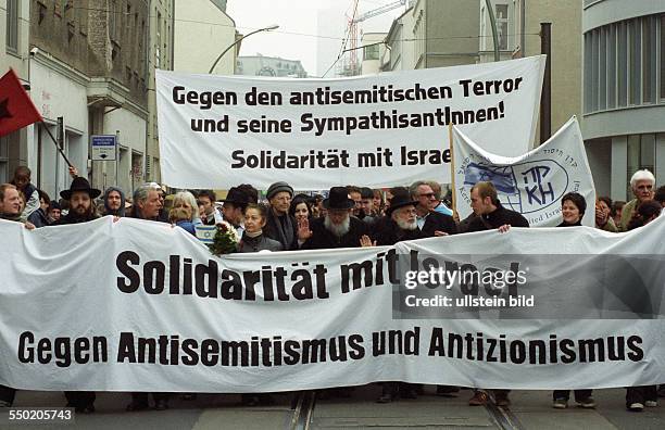 Demosntranten fordern Solidarität mit Israel - Berlin