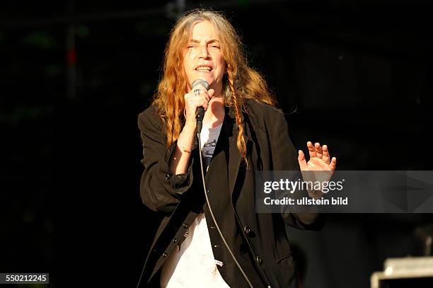 Patti Smith, Patti Lee Smith - die amerikanische Punk- und Rockmusikerin, Singer-Songwriterin, Fotografin, Malerin und Lyrikerin sowie Godmother of...