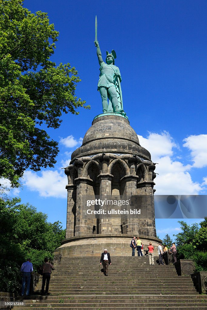 D-Detmold, Werre, Teutoburgian Forest, Teutoburg Forest / Egge Hills Nature Park, East Westphalia, North Rhine-Westphalia, NRW, D-Detmold-Hiddesen, Hermannsdenkmal, Hermann monument, colossal statue b