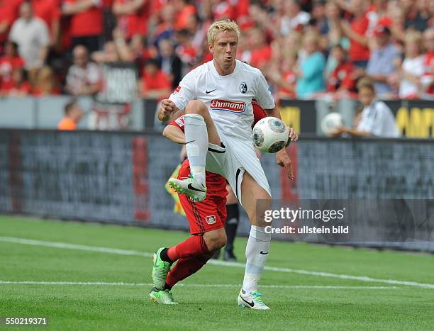 Fussball, Saison 2013-2014, 1. Bundesliga, 1. Spieltag, Bayer 04 Leverkusen - SC Freiburg 3-1, Mike Hanke