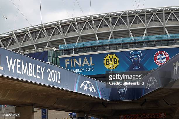 Logo feature Frontansicht Wembleystadion , Sport, Fußball Fussball, UEFA Championsleague Finale Final 2013 Herren Männer, Saison 2012 BVB Borussia...