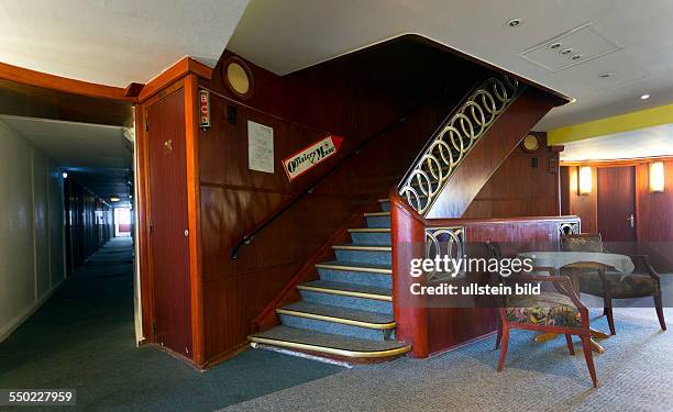 Treppen im belgischem Originalzustand auf dem MS "Georg Buechner" im Stadthafen Rostock. Das ehemalige Fracht- und Ausbildungsschiff des VEB Deutsche...