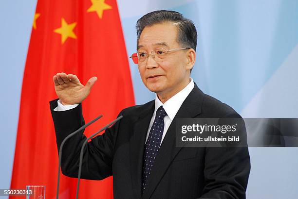 Ministerpräsident Wen Jiabao während einer Pressekonferenz in Berlin