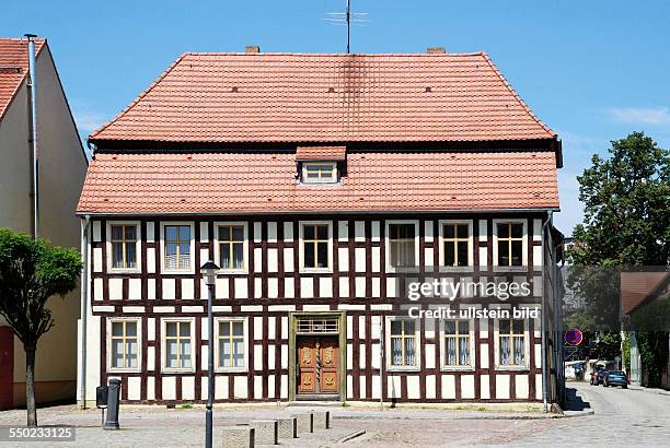 Fachwerkhaus in der maerkischen Stadt Dahme/Mark. Half-timbered house in the Brandenburg town of Dahme/Mark.