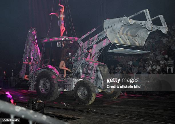 Am Samstag ist Premiere des Neuen Flic Flac Programms. "Exxtrem" heist die neue Show mit der der Circus Flic Flac derzeit in Saarbrücken gastiert....