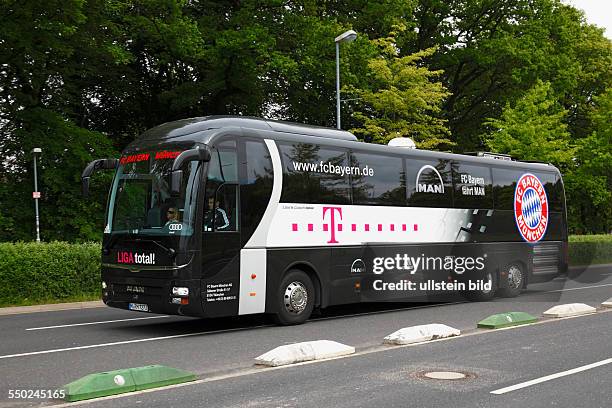 Sports, football, Bundesliga, 2012/2013, Borussia Moenchengladbach versus FC Bayern Munich 3:4, Stadium Borussia Park in Moenchengladbach, team bus...