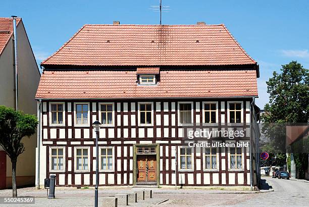 Fachwerkhaus in der maerkischen Stadt Dahme/Mark. Half-timbered house in the Brandenburg town of Dahme/Mark.
