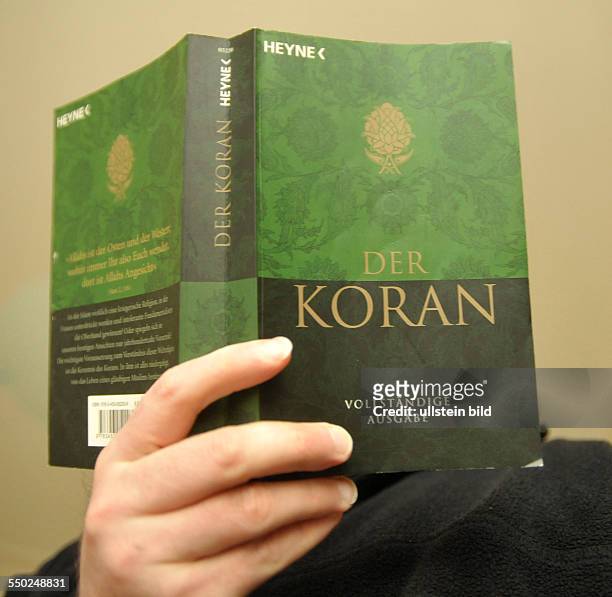 Der Heilige Koran in deutscher Sprache