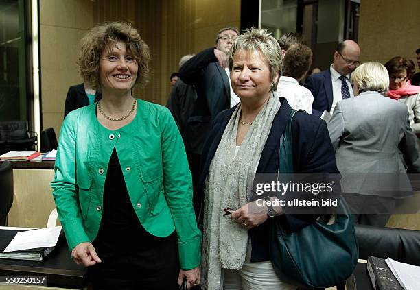 Berlin, Bundesrat, 910. Sitzung des Bundesrates, Foto: Eveline Lemke, BÜNDNIS 90/DIE GRÜNEN, Ministerin für Wirtschaft, Klimaschutz, Energie und...