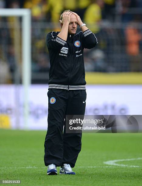 Fussball, Saison 2013-2014, 1. Bundesliga, 2. Spieltag, Borussia Dortmund - Eintracht Braunschweig 2-1, Trainer Torsten Lieberknecht