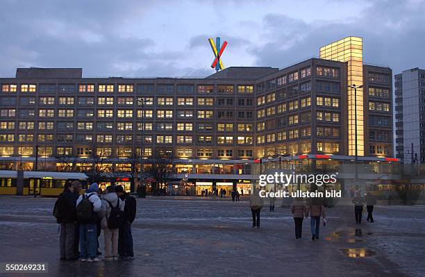 Sitz der Berliner Bankgesellschaft am Alexanderplatz