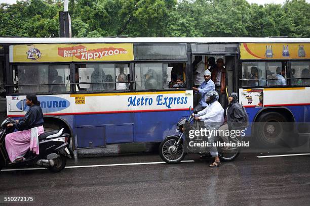 Hyderabad Hauptstadt des Bundesstaates Andrah Pradesh, Strassenverkehr