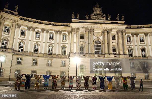 United Buddy Bears auf dem Bebelplatz in Berlin