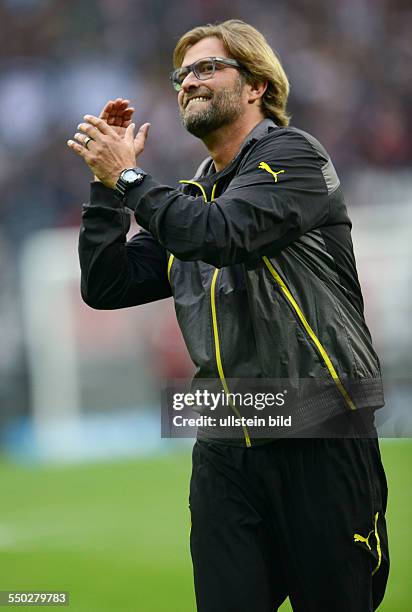 Fussball, Saison 2013-2014, 1. Bundesliga, 4. Spieltag, Eintracht Frankfurt - Borussia Dortmund 1-2, Jubel Trainer Juergen Klopp