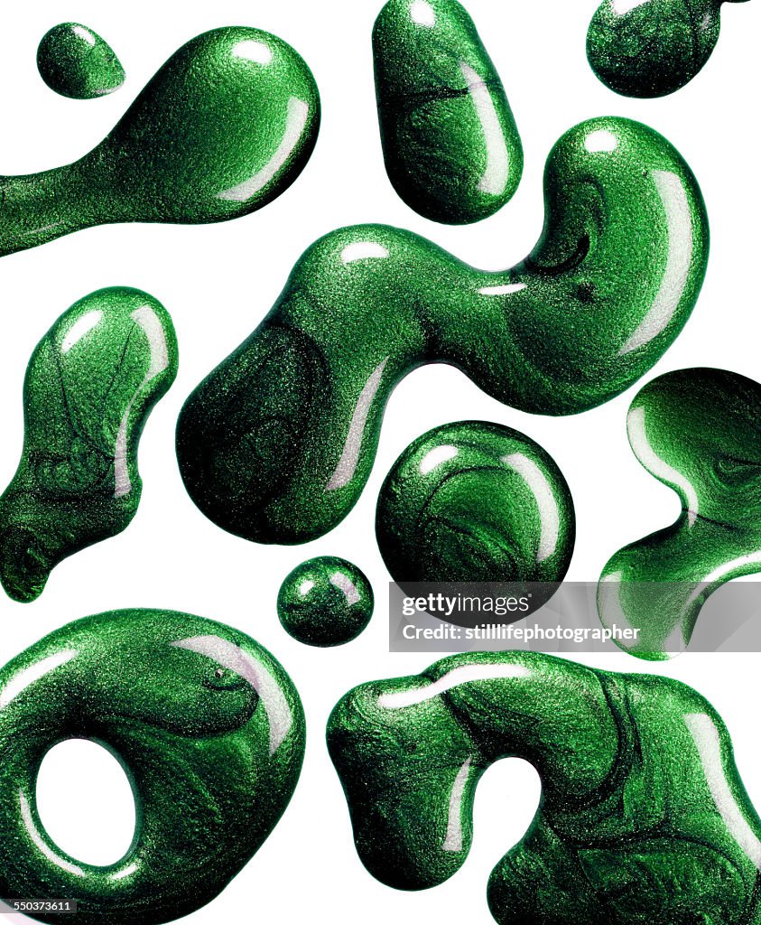 Green Manicure Pattern