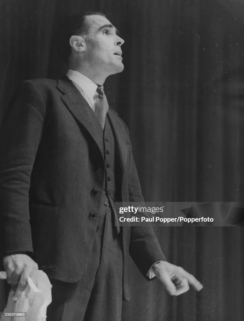 Peter Howard Speaks