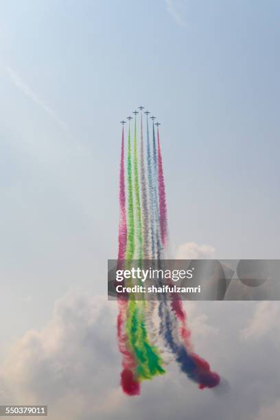 flying high - airshow stock pictures, royalty-free photos & images