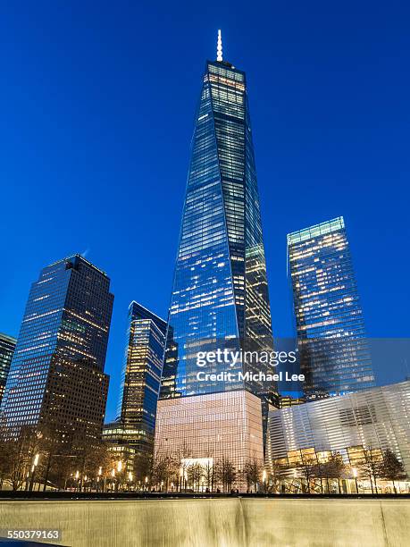 9/11 memorial and world trade center - one world trade center night stock pictures, royalty-free photos & images