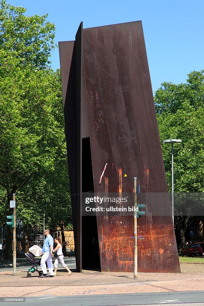 D-Bochum, Ruhr area, Westphalia, North Rhine-Westphalia, NRW, steel sculpture "Terminal" by Richard Serra at the main station