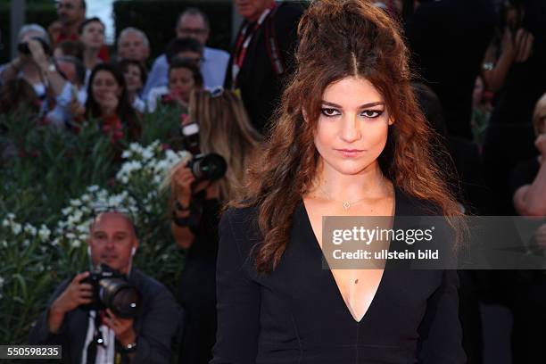 Schauspielerin Esther Garrel während der Premiere des Films attending the -Jealousy- anlässlich der 70. Internationalen Filmfestspiele von Venedig