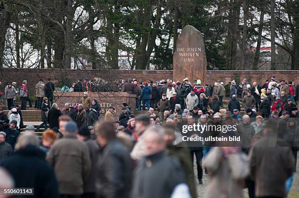 Die Liebknecht-Luxemburg-Demonstration ist eine jährliche politische Großdemonstration zum Gedenken an die am 15. Januar 1919 ermordeten...