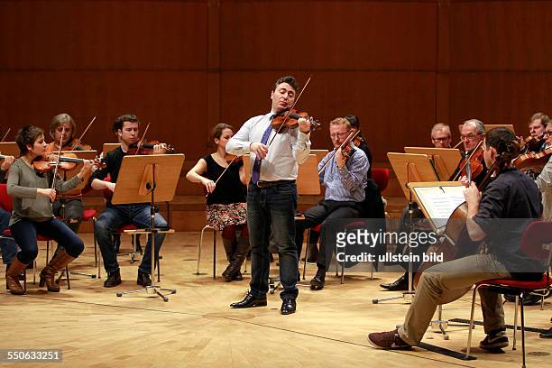 Maxim Vengerov gastiert in Begleitung des Polish Chamber Orchestra Philharmonie Köln