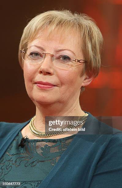 Dr. Juliane Koepcke in der ARD-Talkshow "GÜNTHER JAUCH" am in Berlin Thema der Sendung: Glückssache Leben Ð worauf kommt es wirklich an?