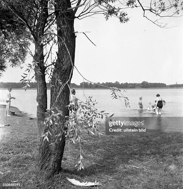 Ca.1950, Ferien auf dem Campingplatz