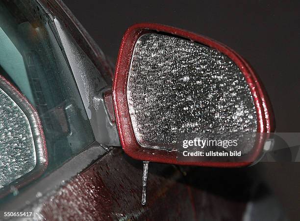 Vereister Rückspiegel Auto Winter Eis Verkehr Straßenverkehr Autorückspiegel Eis Winter Frost Blitzeis Eisregebn