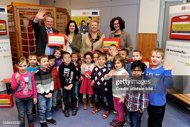 Der Pressetermin "Alle Kinder dieser Welt" in der Städtischen Kindertagesstätte Lindenhof in Saarbrücken-Burbach. Alle Kindertagesstätten im Saarland...